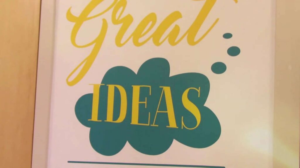 Cum-se-monteaza-sticker-ul-de-perete-wallsign