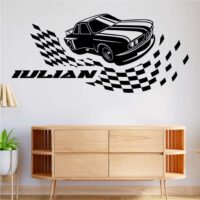 Sticker perete siluetă – BMW Race cu nume copil