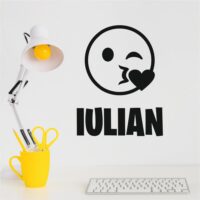 Sticker perete siluetă - Smile nume copil