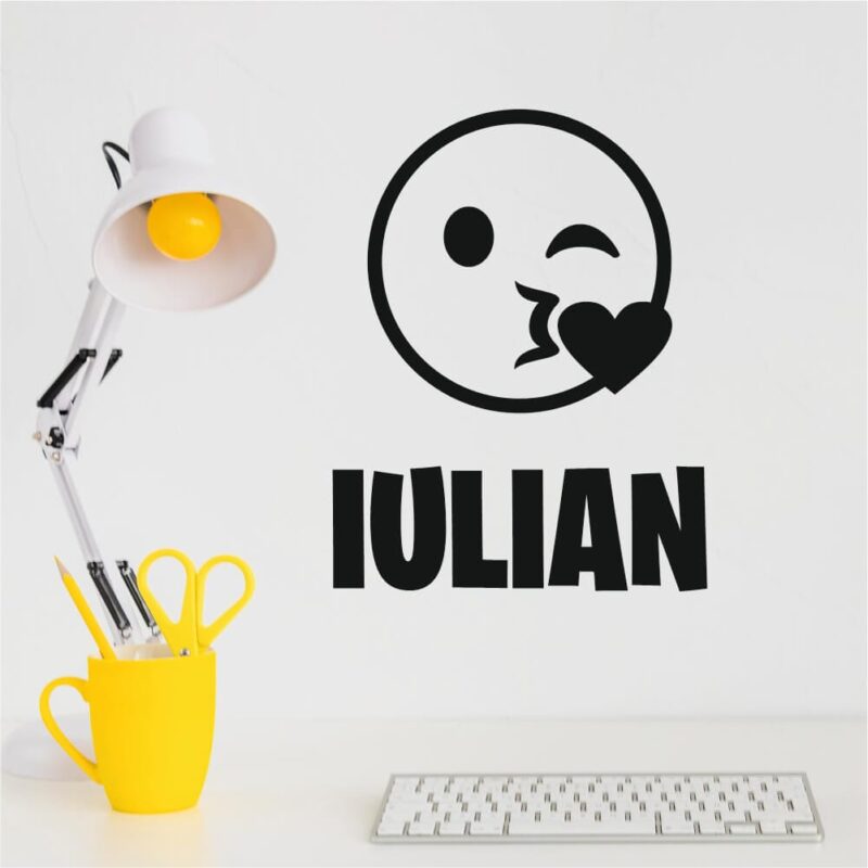 Sticker perete siluetă - Smile nume copil
