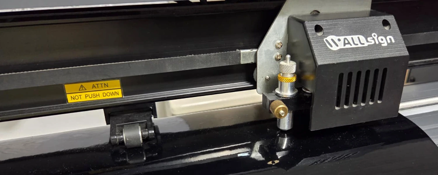 Banner cutter WallSign