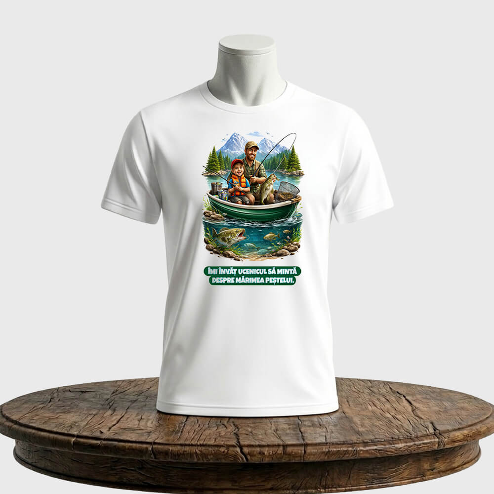 Tricou unisex clasic Îmi învăț ucenicul să mintă despre mărimea peștelui